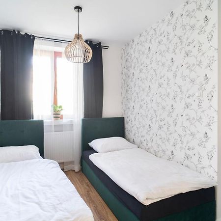 Katedralna Apart'S Legnica Exteriör bild