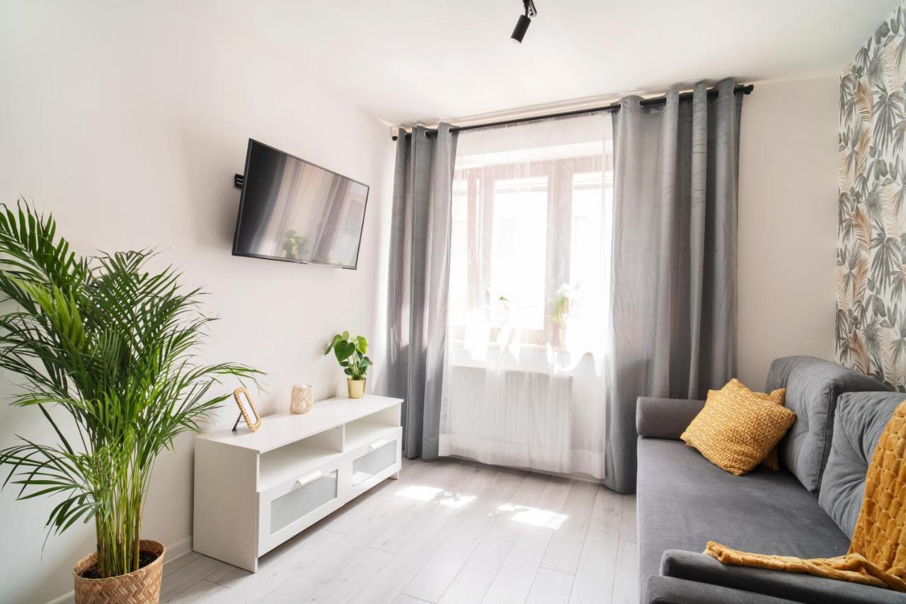 Katedralna Apart'S Legnica Exteriör bild