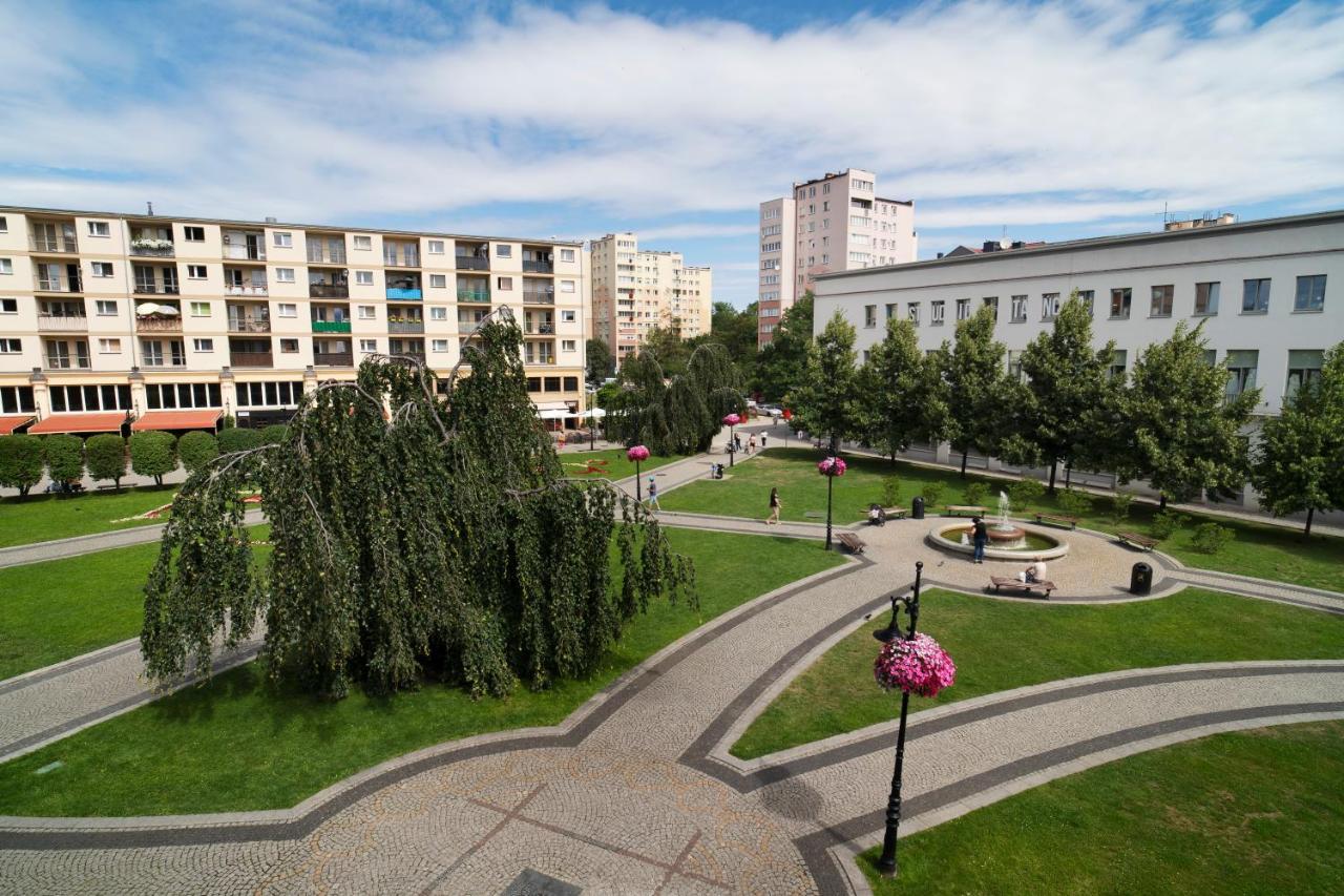 Katedralna Apart'S Legnica Exteriör bild