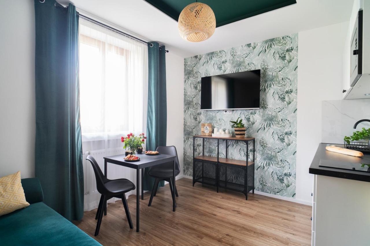 Katedralna Apart'S Legnica Exteriör bild
