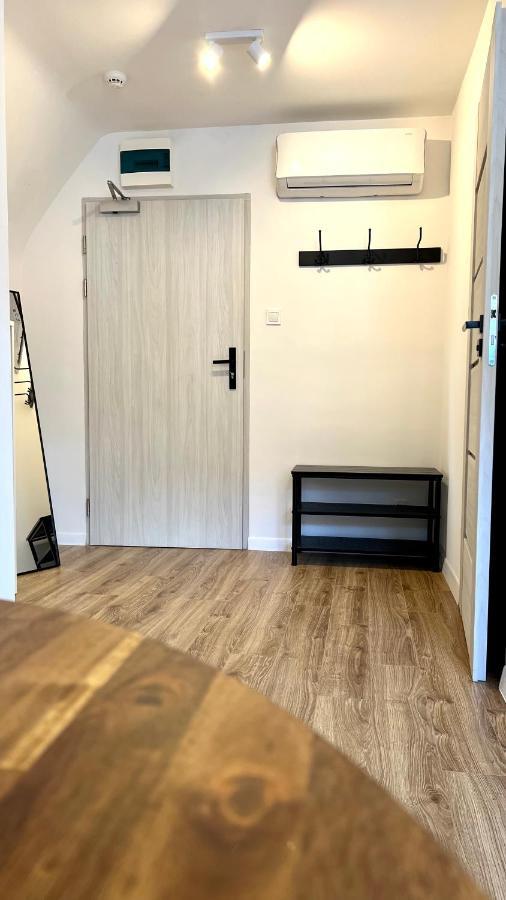 Katedralna Apart'S Legnica Exteriör bild